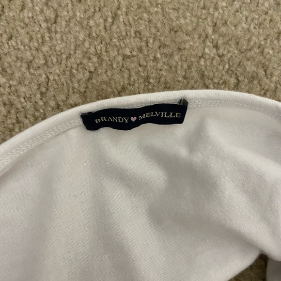 SOLD ON MERC@RI - Picture 3 of 3